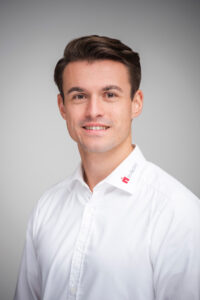 Our consultant Philipp Panagiotou has been working at in-factory GmbH for 4 years and has since been employed by one of our major customers in the financial sector.